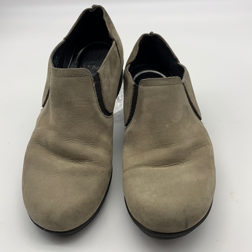 Dansko Grey Suede slip on shoes size 6.5 (Euro 37)